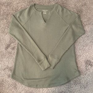 American Eagle green waffle long sleeve